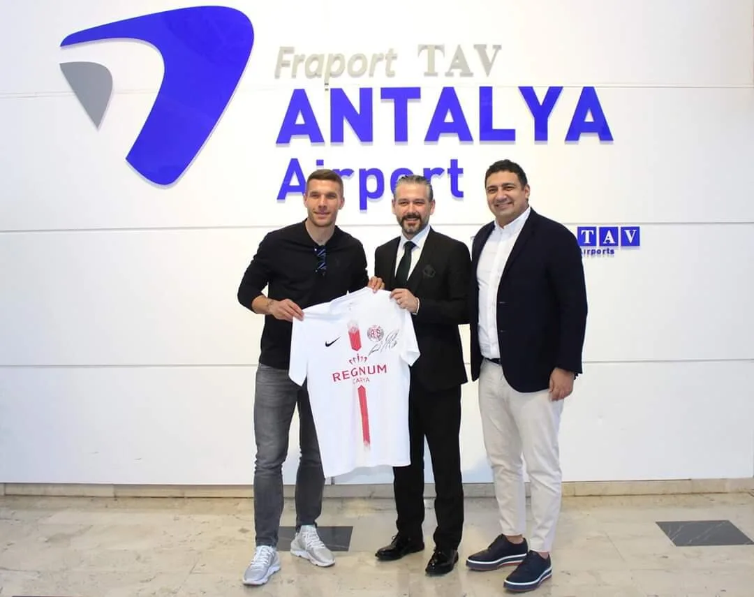 “Podolski, Antalyaspor’un marka değerine büyük katkı sağladı”