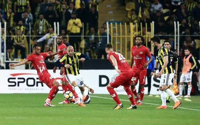 Antalyaspor’da 5 futbolcu sarı kart sınırında