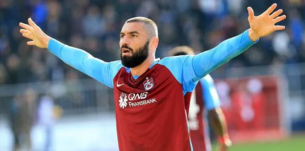 Ahmet Ağaoğlu’ndan Burak Yılmaz’a destek