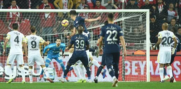 Fenerbahçe ile Antalyaspor 46. randevuda