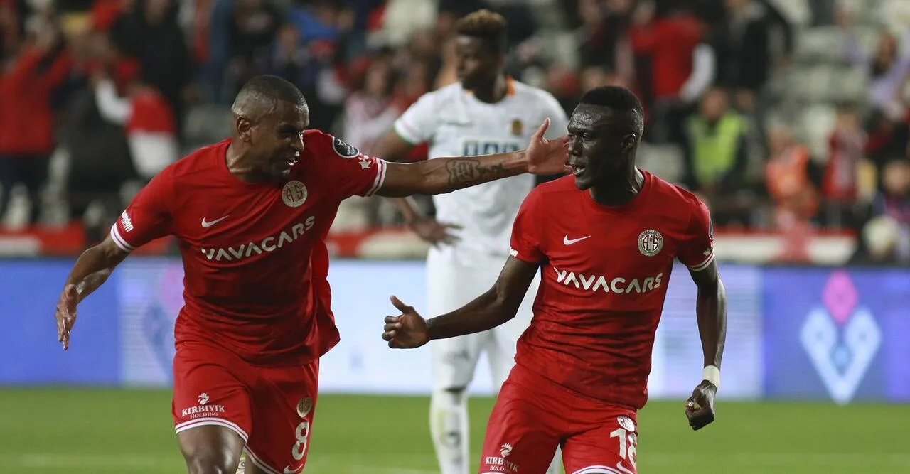 Antalyaspor 4 maçtır evinde puan vermiyor