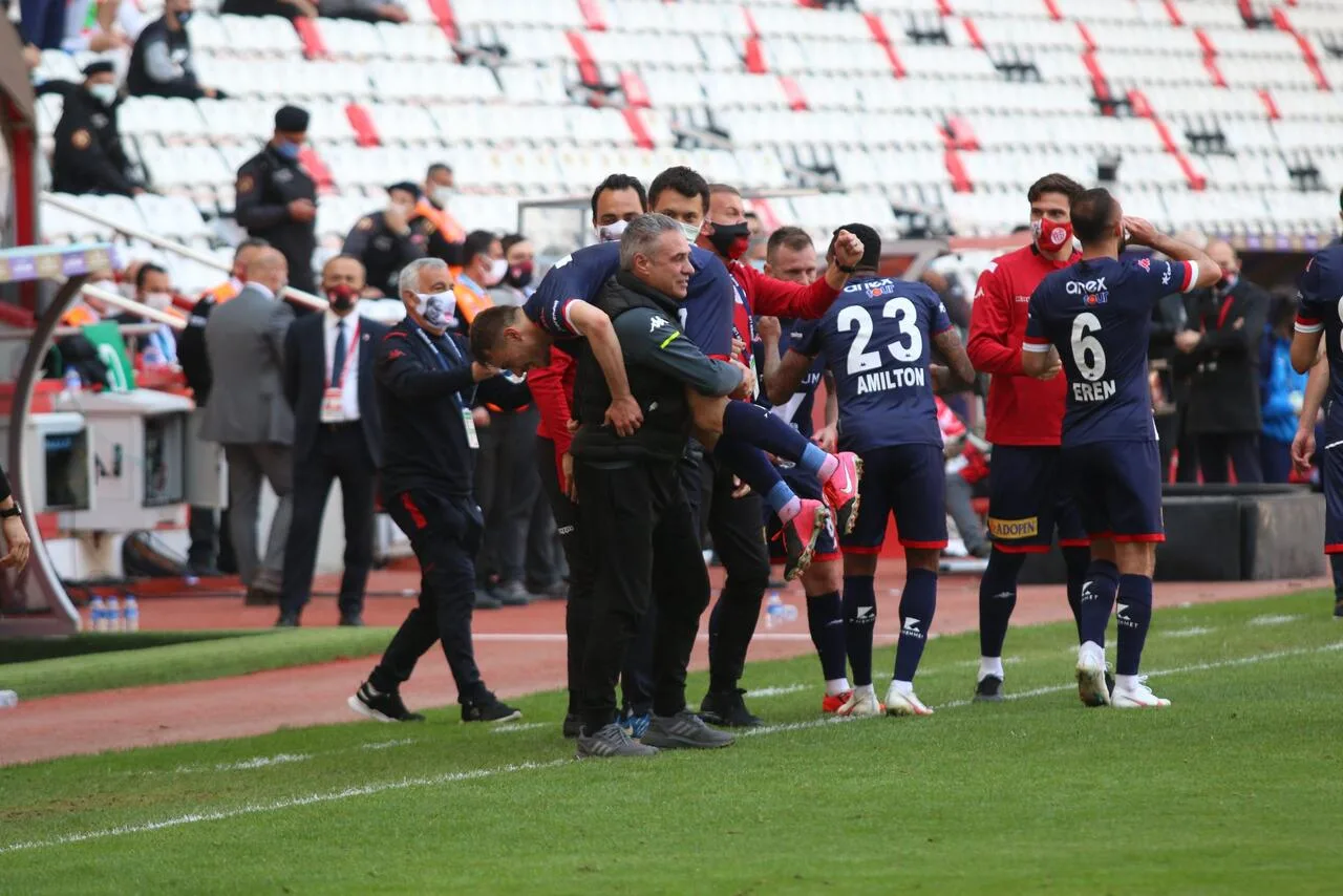 Antalyaspor’un gençleri parlıyor