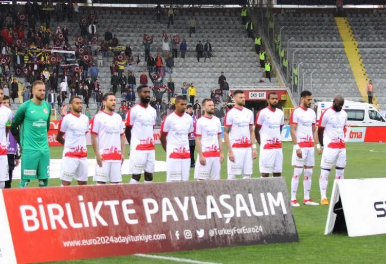 Antalyaspor’da 10 futbolcunun sözleşmesi sona eriyor