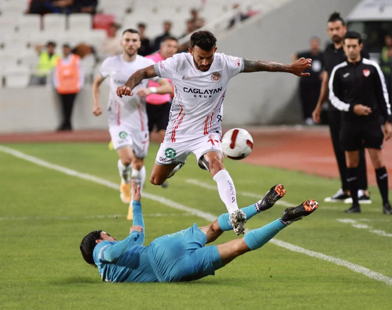 Antalyaspor’da 6 eksik