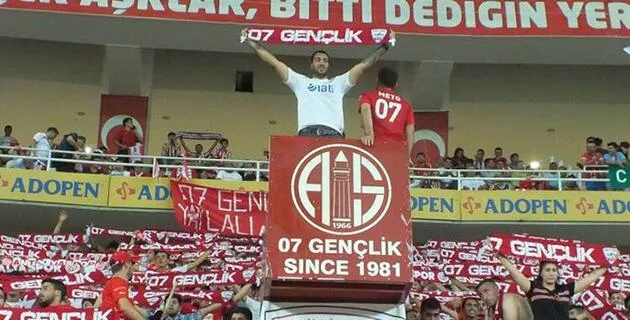 07 Gençlik adına 1 milyon TL bağışladı!