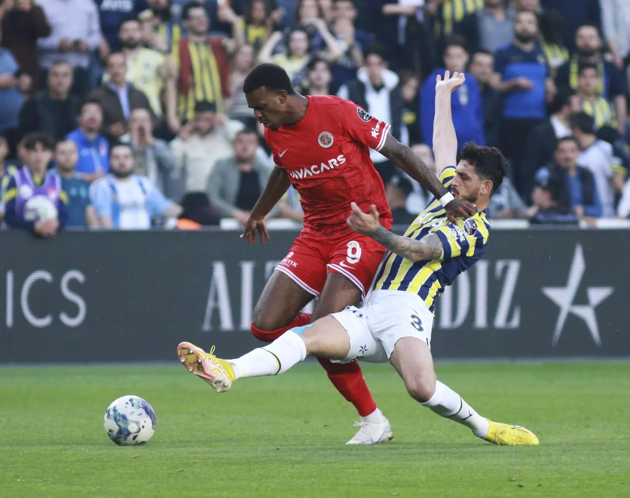 Haji Wright resmen Coventry’de