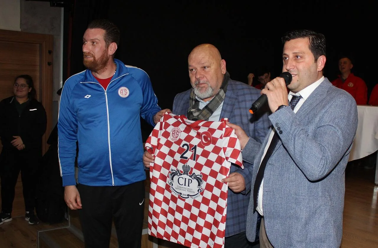 CIP Travel Antalyaspor öğrencilerle bir araya geldi