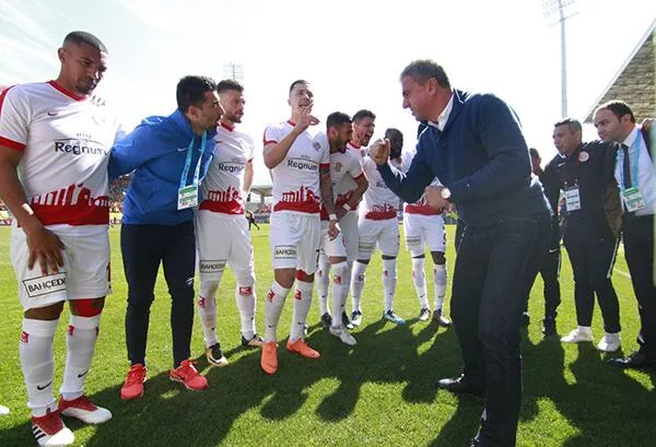 Göztepe – Antalyaspor : 2-1