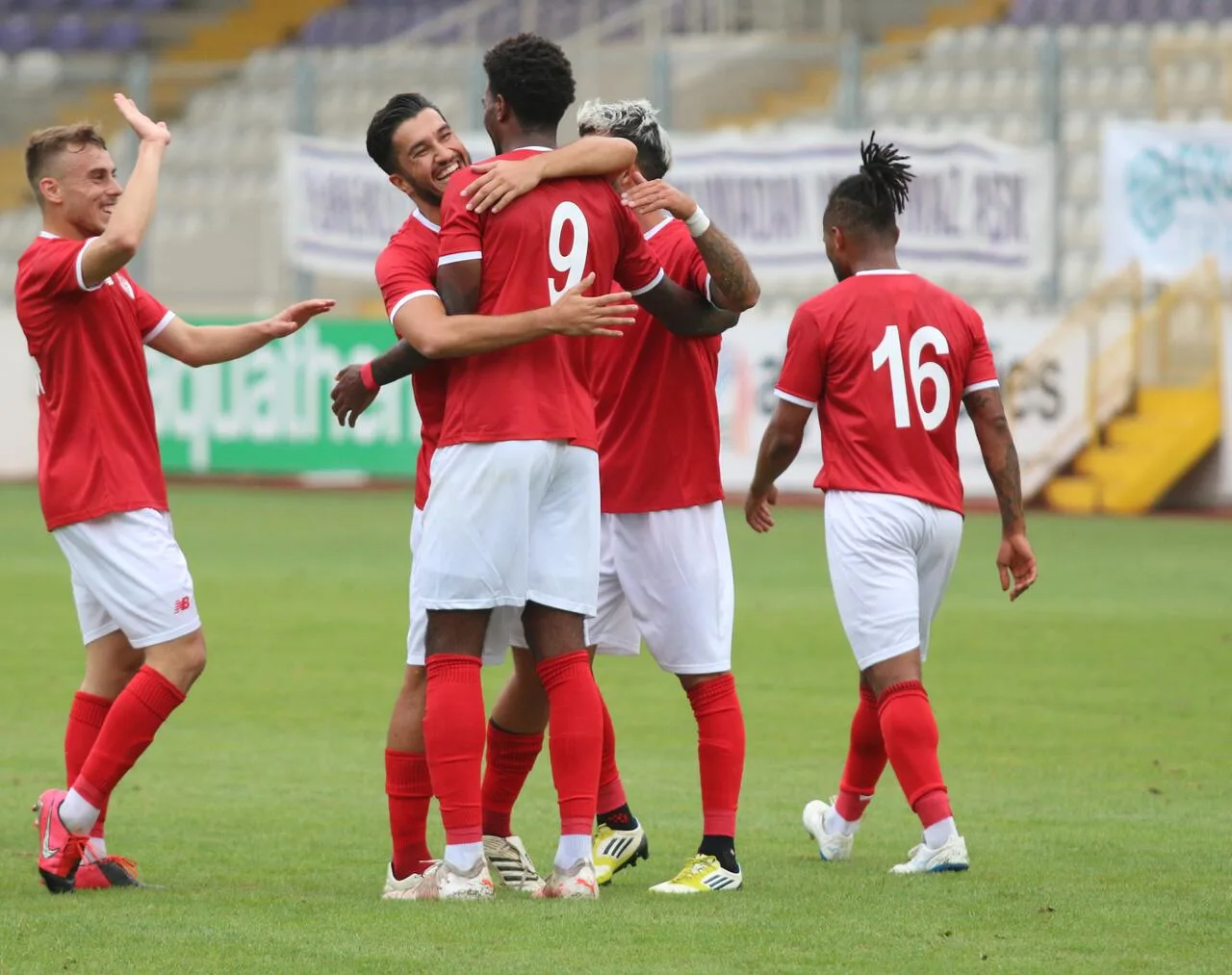 Antalyaspor’dan gollü provalar