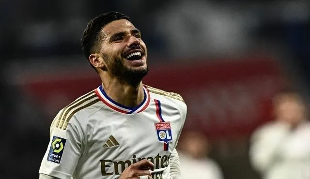 Antalyaspor Brezilyalı futbolcunun peşinde