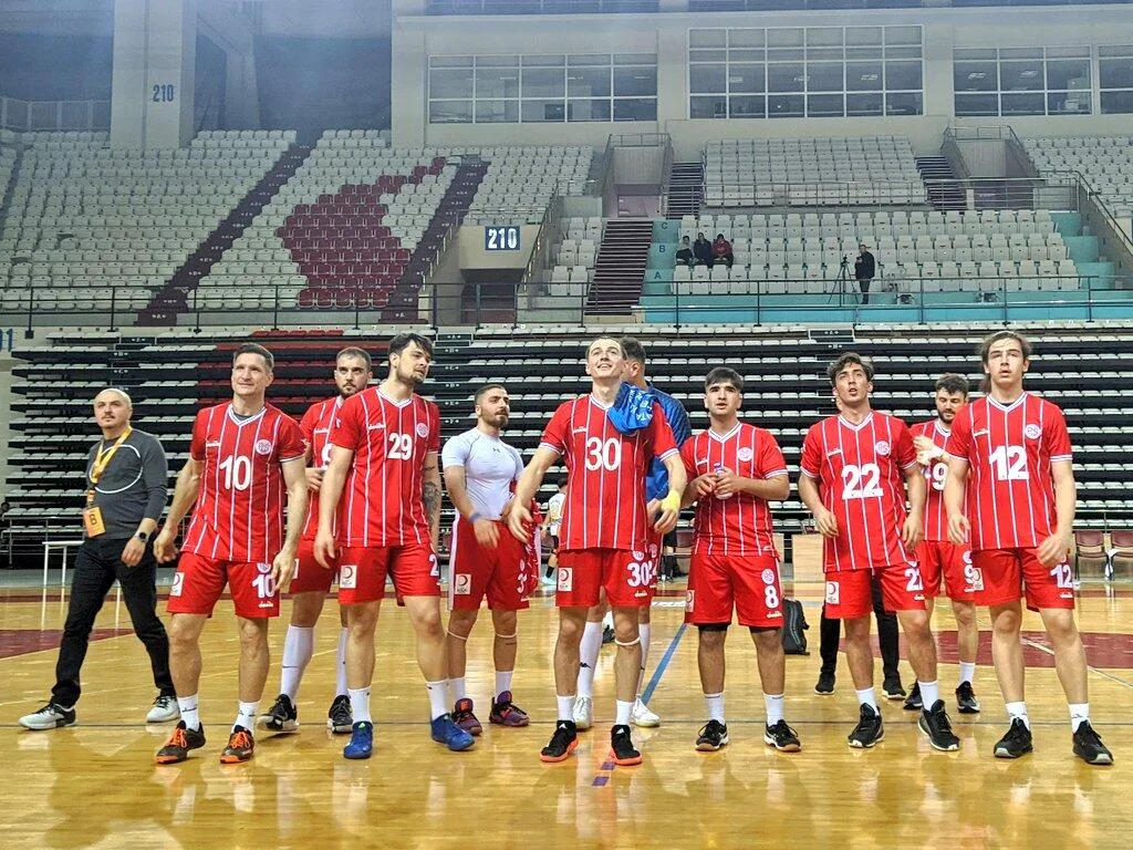 Tokat GSK 29 – 32 Antalyaspor
