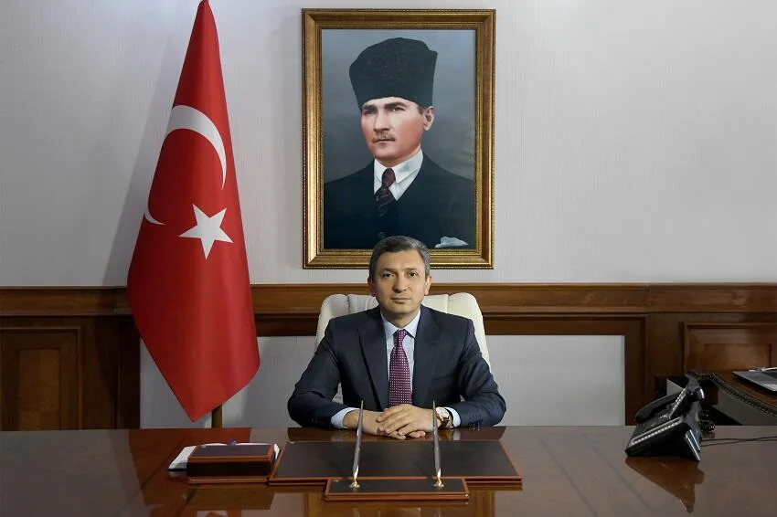 Antalya Valisi değişti