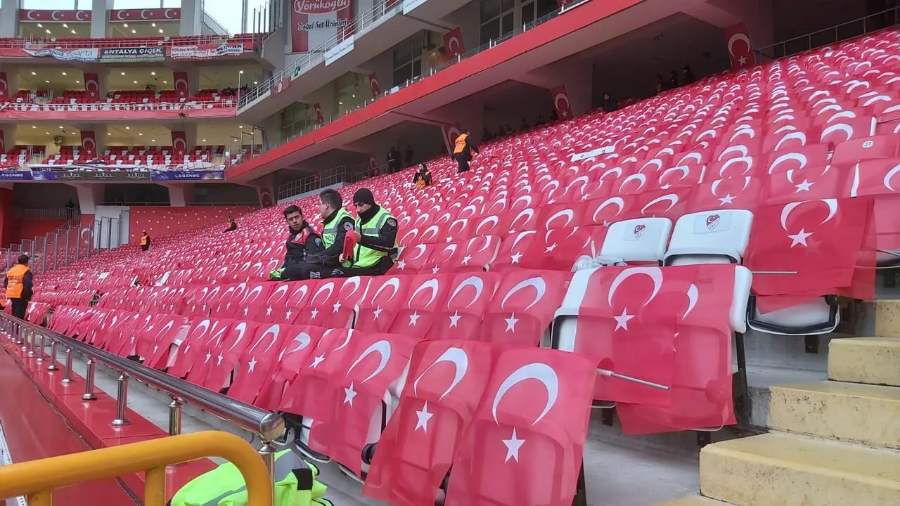 25 bin bayrak dağıtılacak