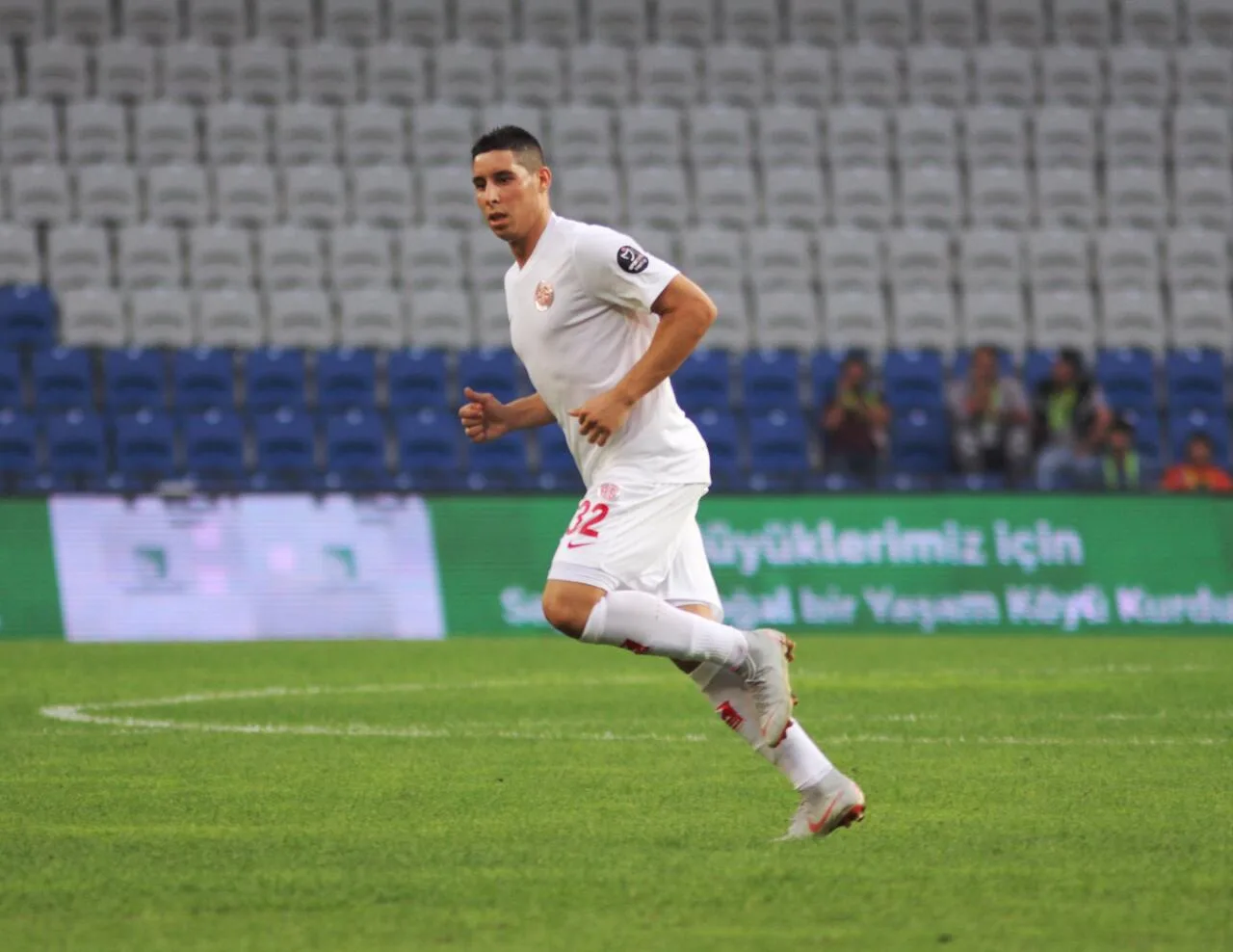Antalyaspor ile Barrada’nın yolları ayrıldı