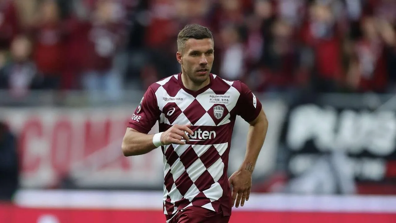 Murat Süğlün: Podolski yarın belli olacak