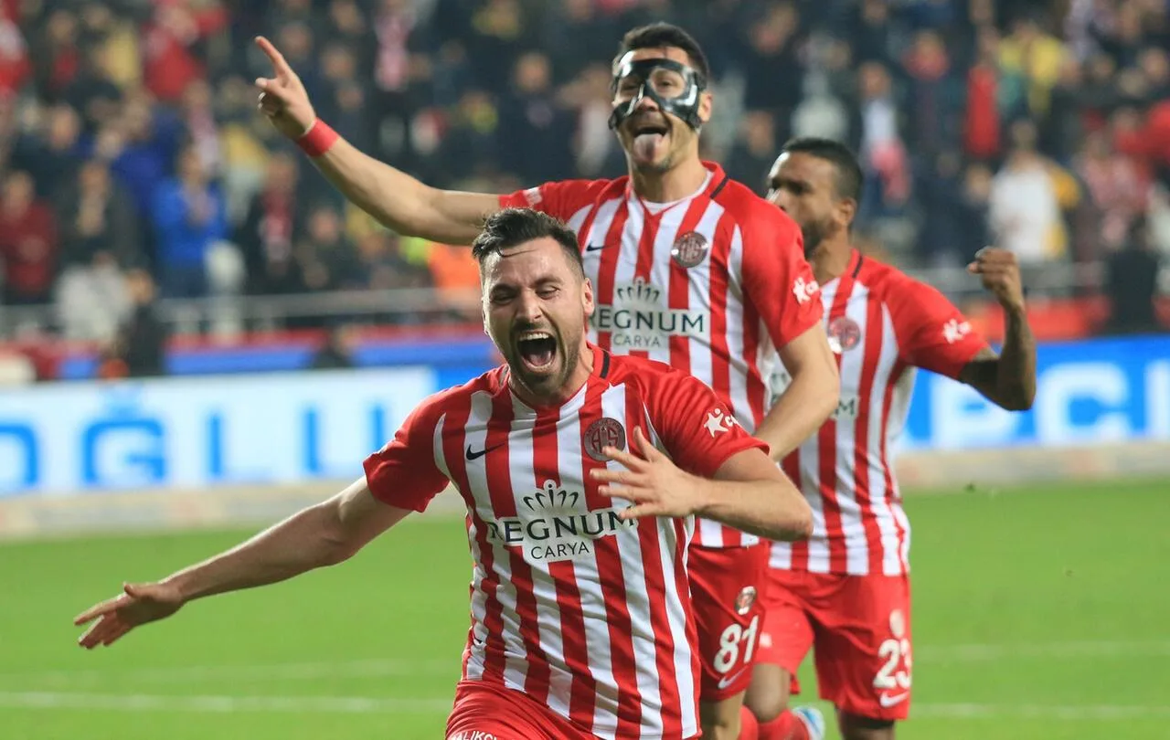 Antalyaspor’da skor yükünü yeni transferler çekiyor