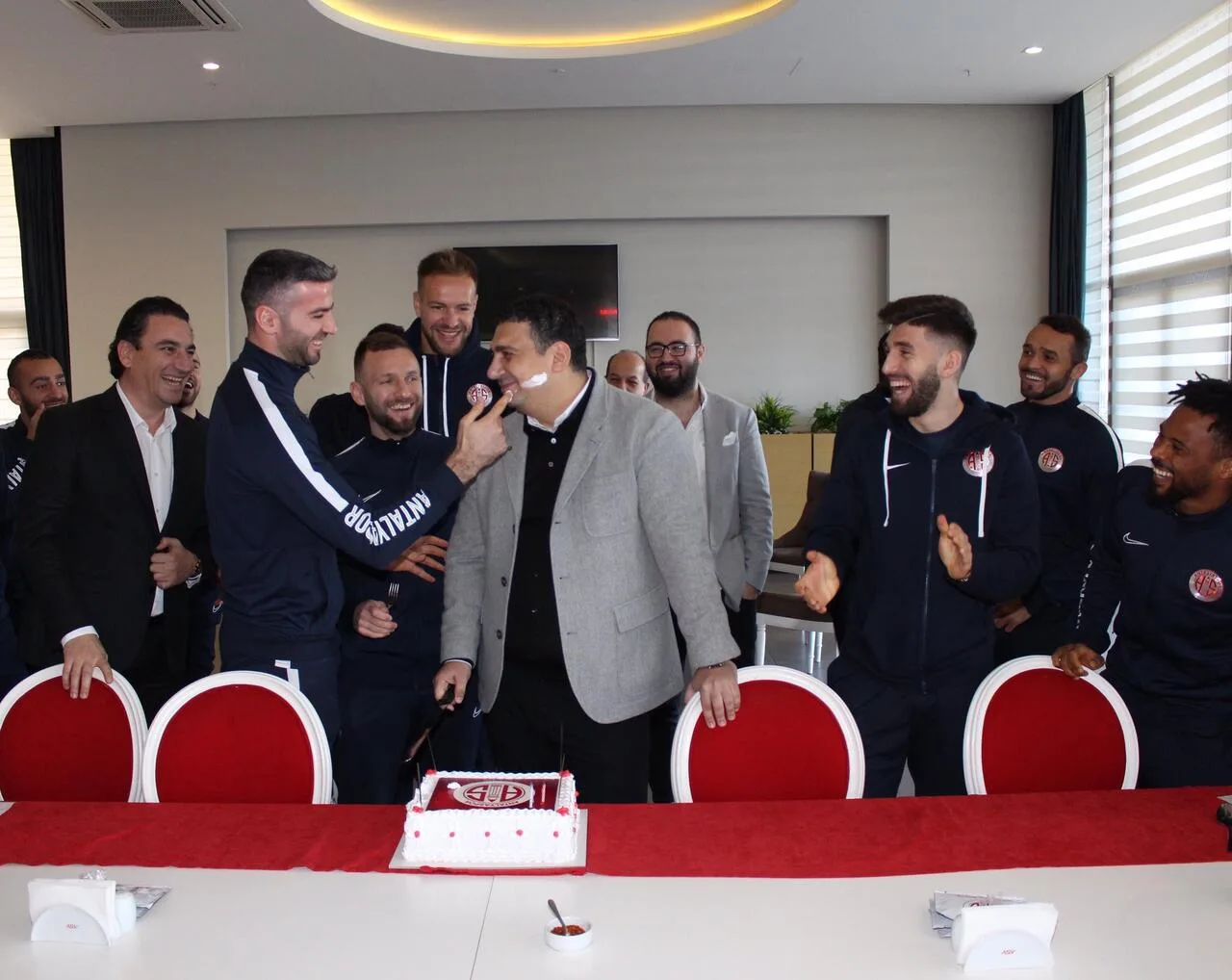 Başkan Öztürk’e 3 puan hediyesi