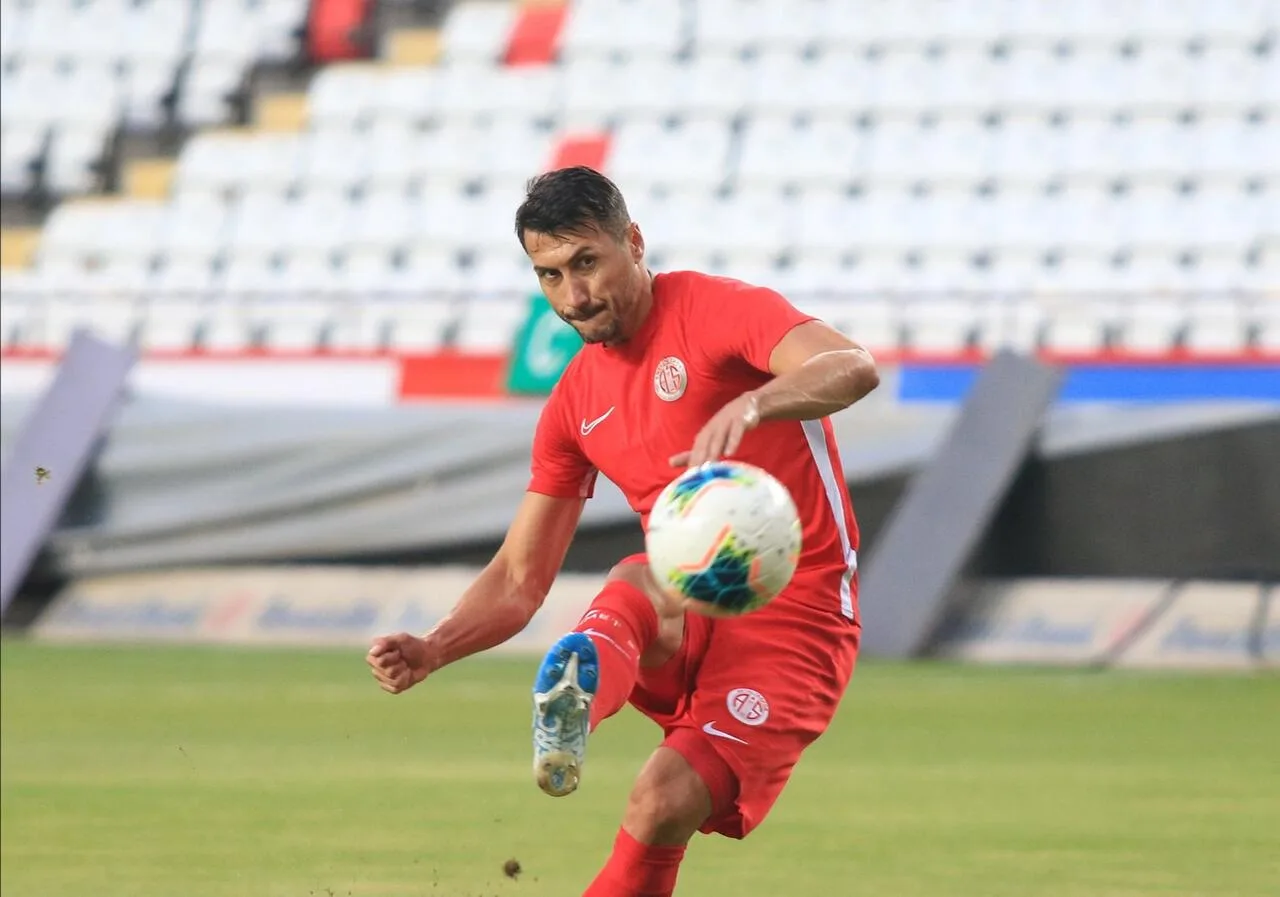 Antalyaspor 80 gün sonra stadına ayak bastı