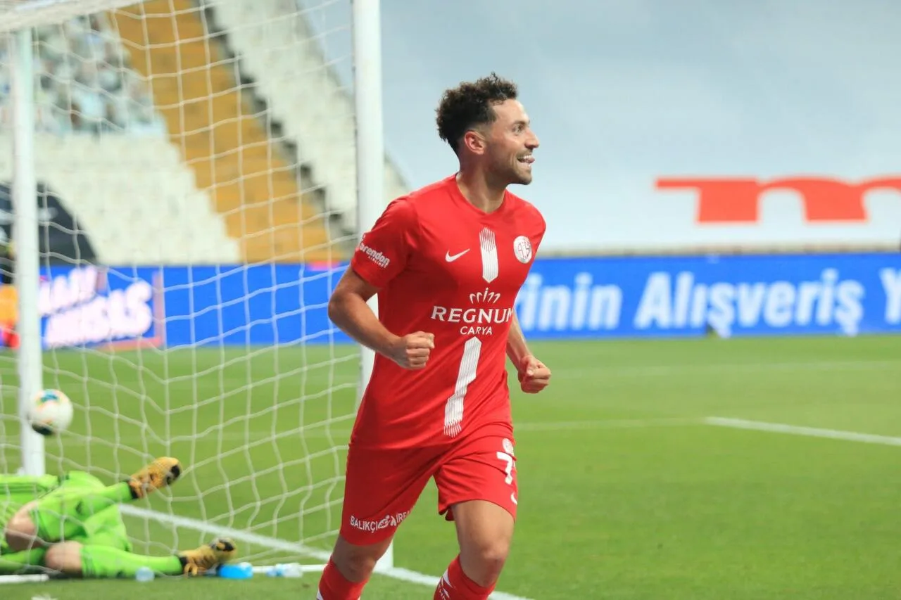 Sinan Gümüş: Golle döndüğüm için…