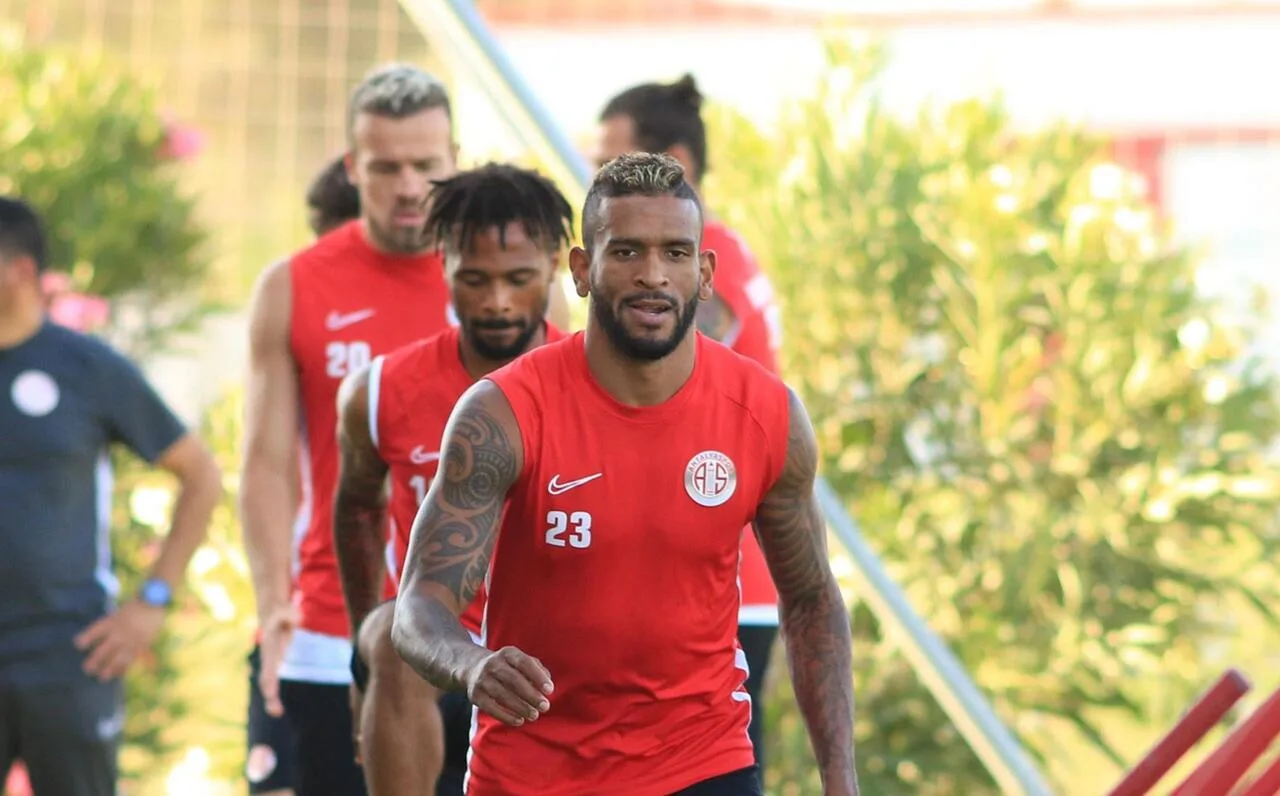 Antalyaspor’dan yabancı sınırı değerlendirmesi