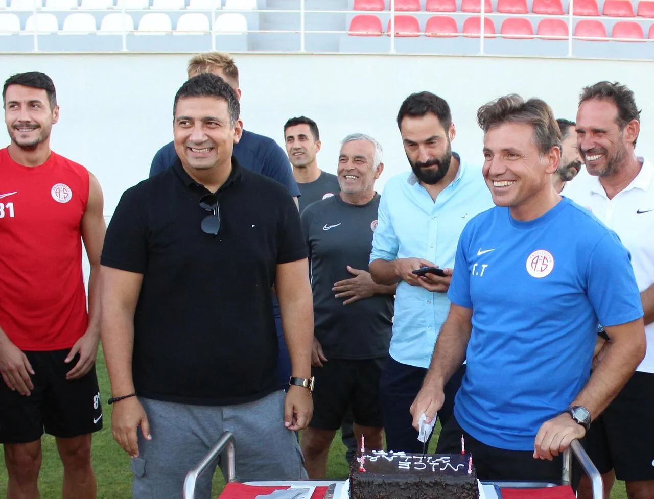 Tamer Tuna’ya doğum günü kutlaması