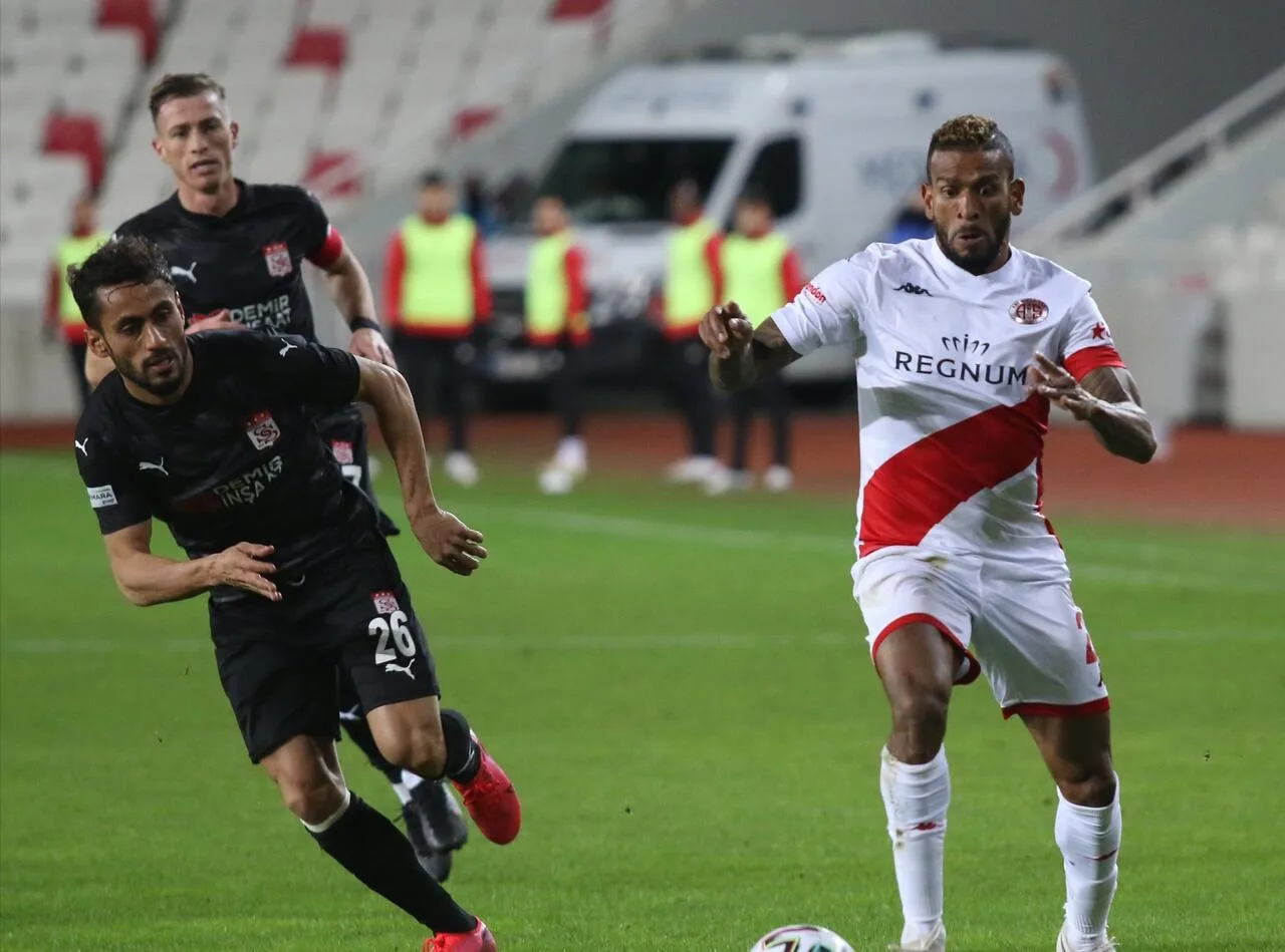 Antalyaspor deplasmanda kazanamıyor