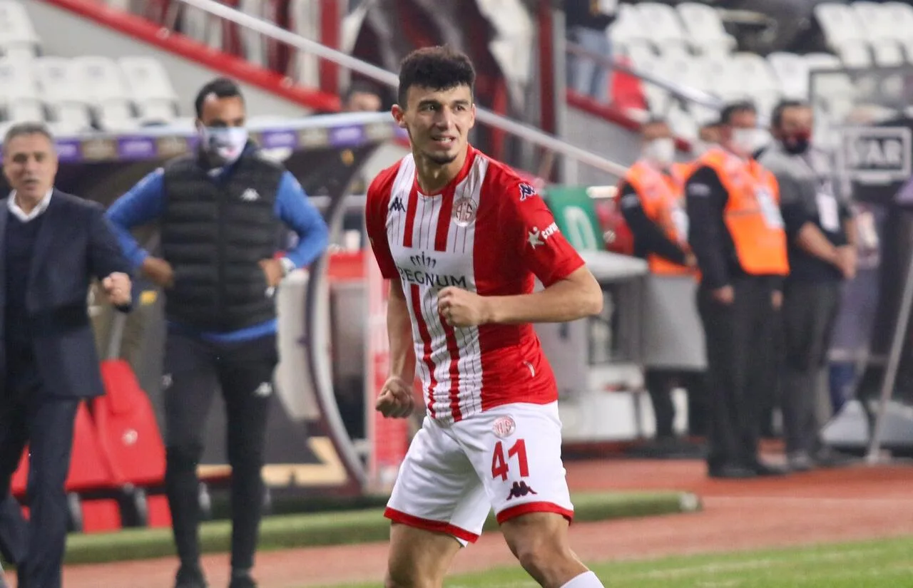 Gökdeniz Bayrakdar hedefini açıkladı!