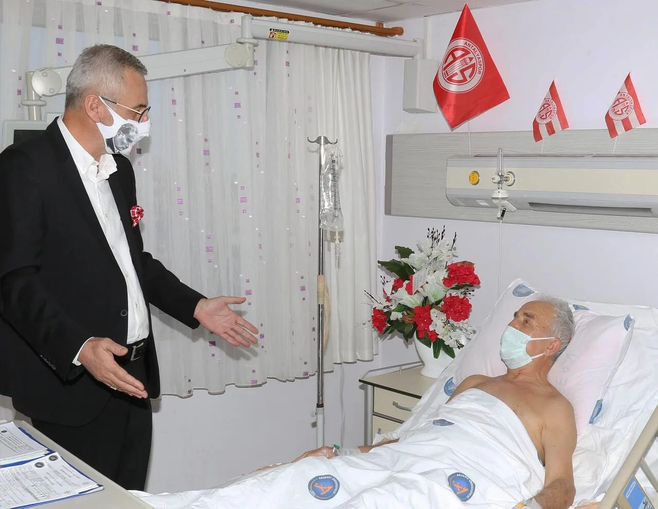 Yılmaz’dan Ali Dayı’ya ziyaret