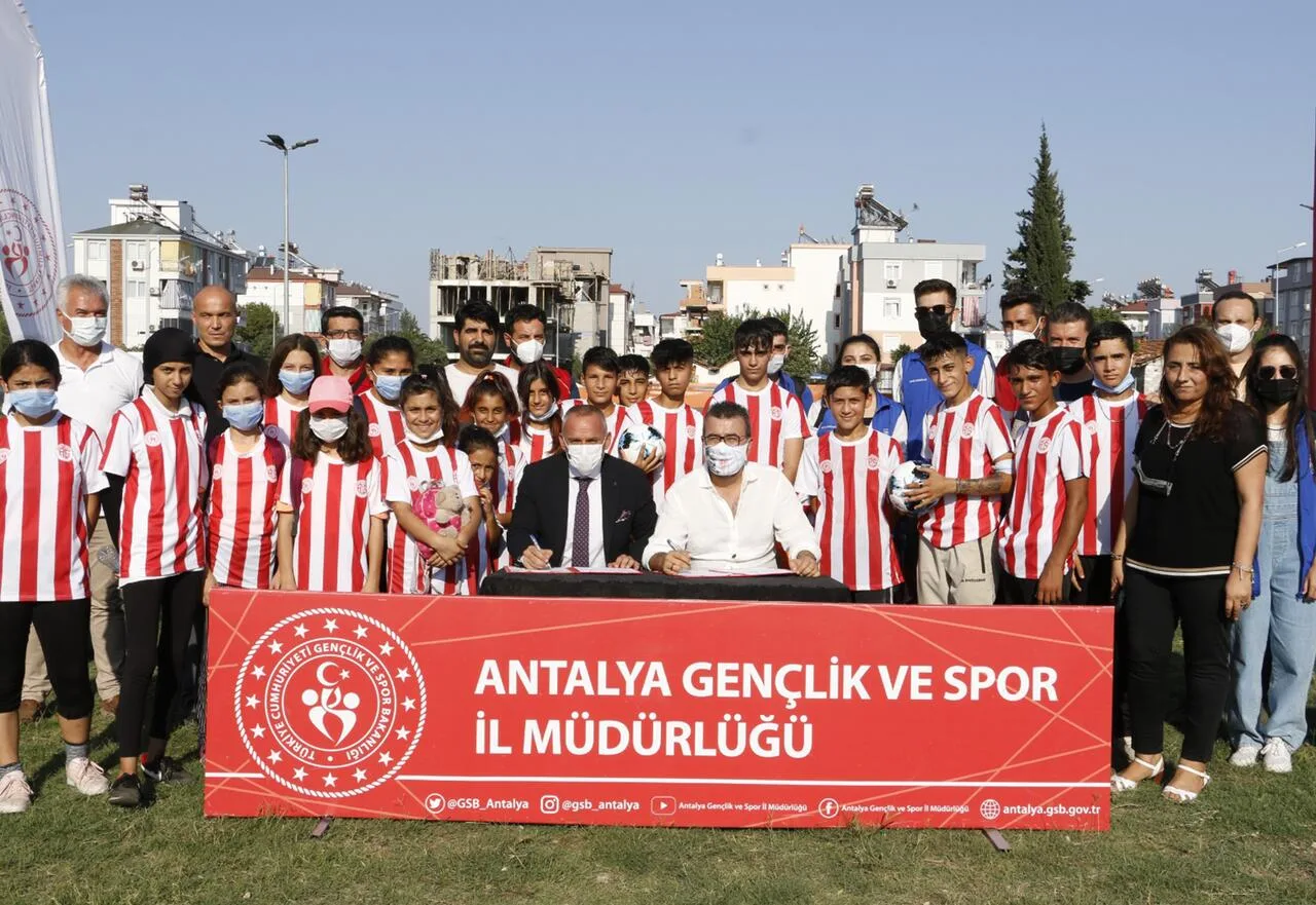 Antalyaspor gençleri tarayacak
