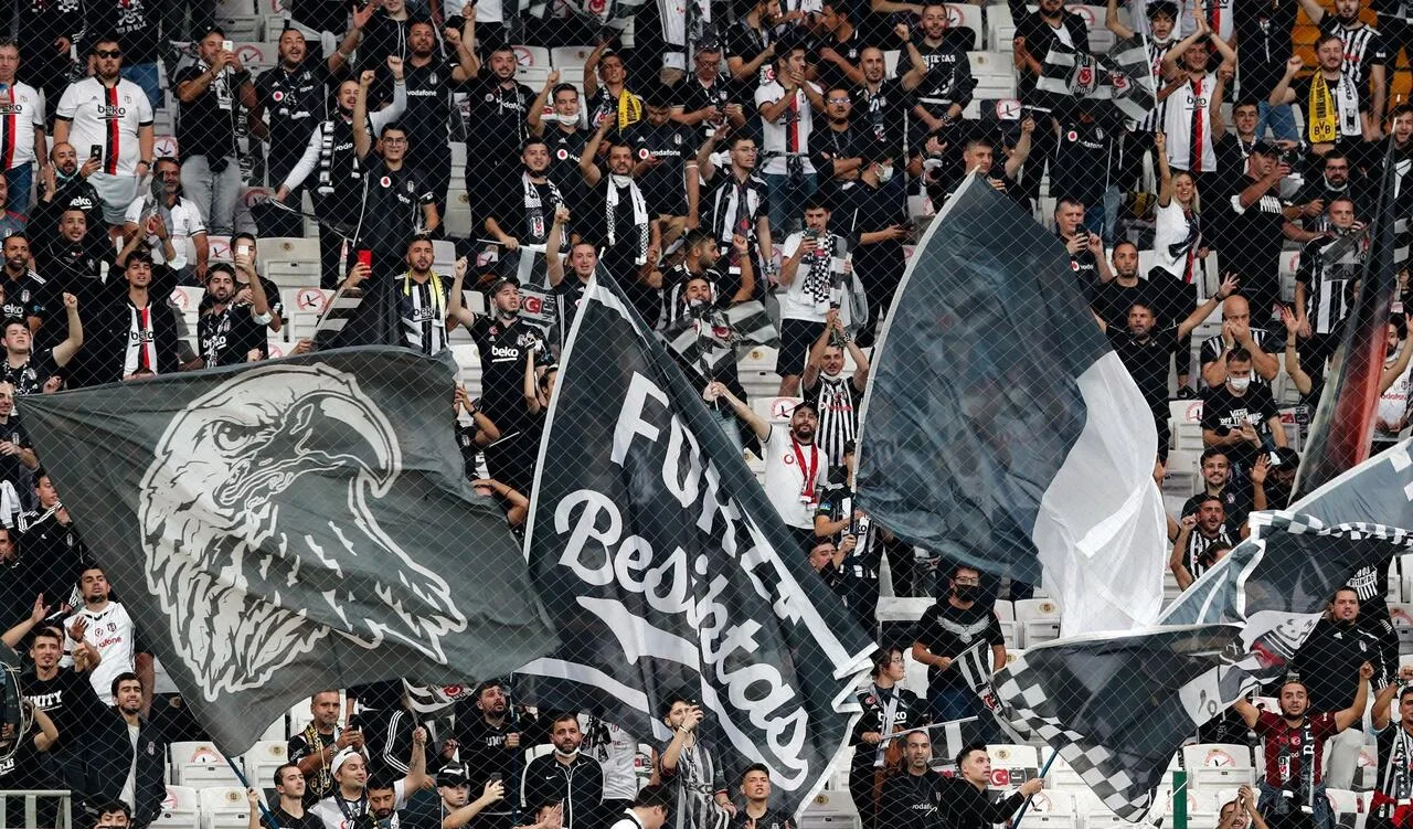 Beşiktaş taraftarı Antalyaspor Passolig’i çıkardı!
