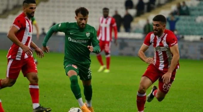 Bursaspor Mert Yılmaz’ın bonservisini istiyor