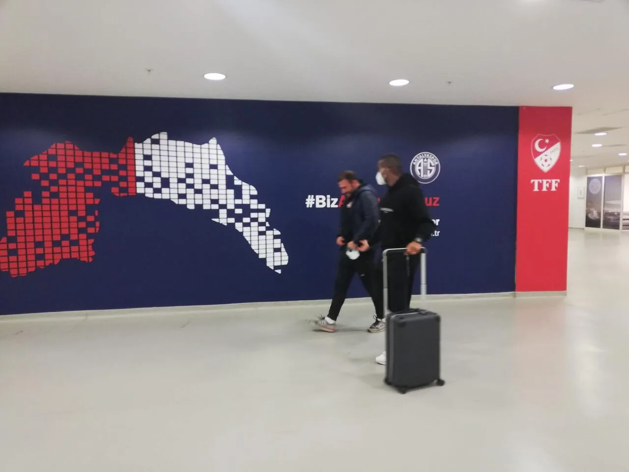 Antalyaspor’un yeni transferi Fenerbahçe maçını izledi
