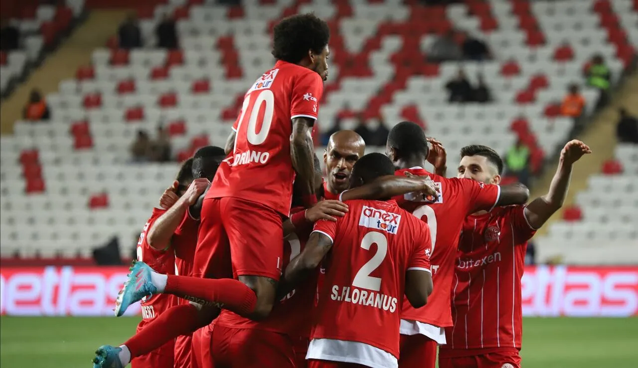 Ersun Yanal ve Nuri Şahin’in rekorda topladıkları puanlar!