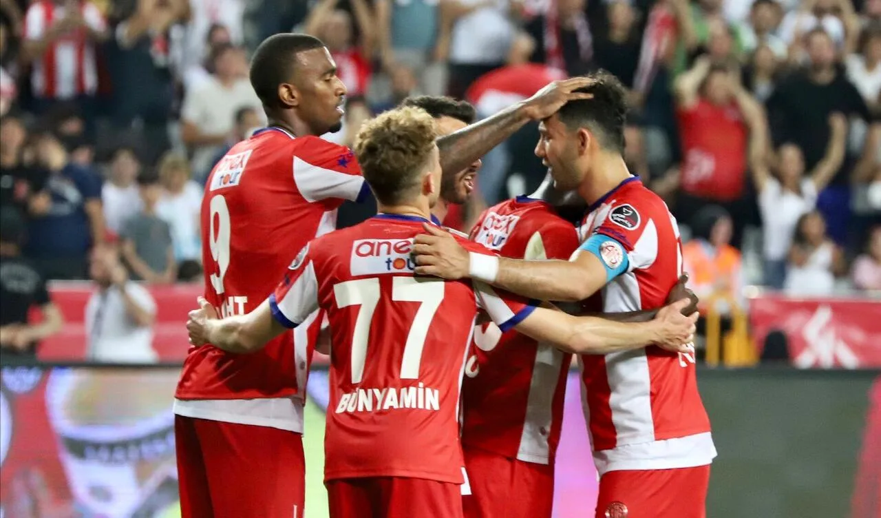 FTA Antalyaspor 1 – 1 Galatasaray