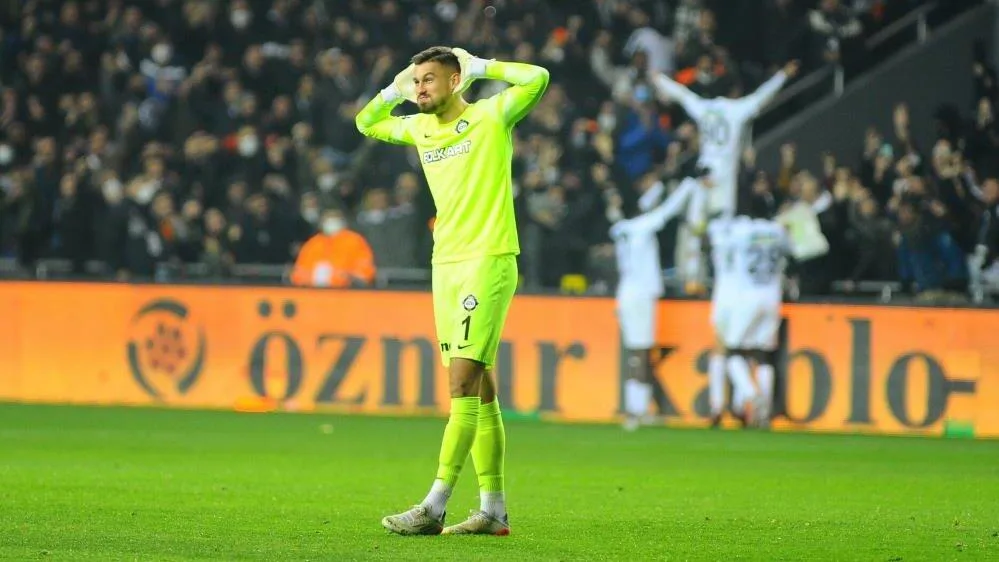 Antalyaspor’da Lis gündemi!