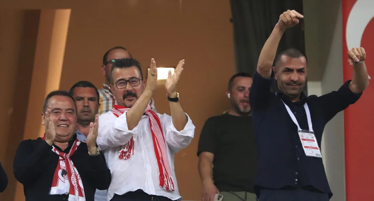 Şifa Çiçek duyurdu: “Antalyaspor 150 milyon TL borç yapmış”