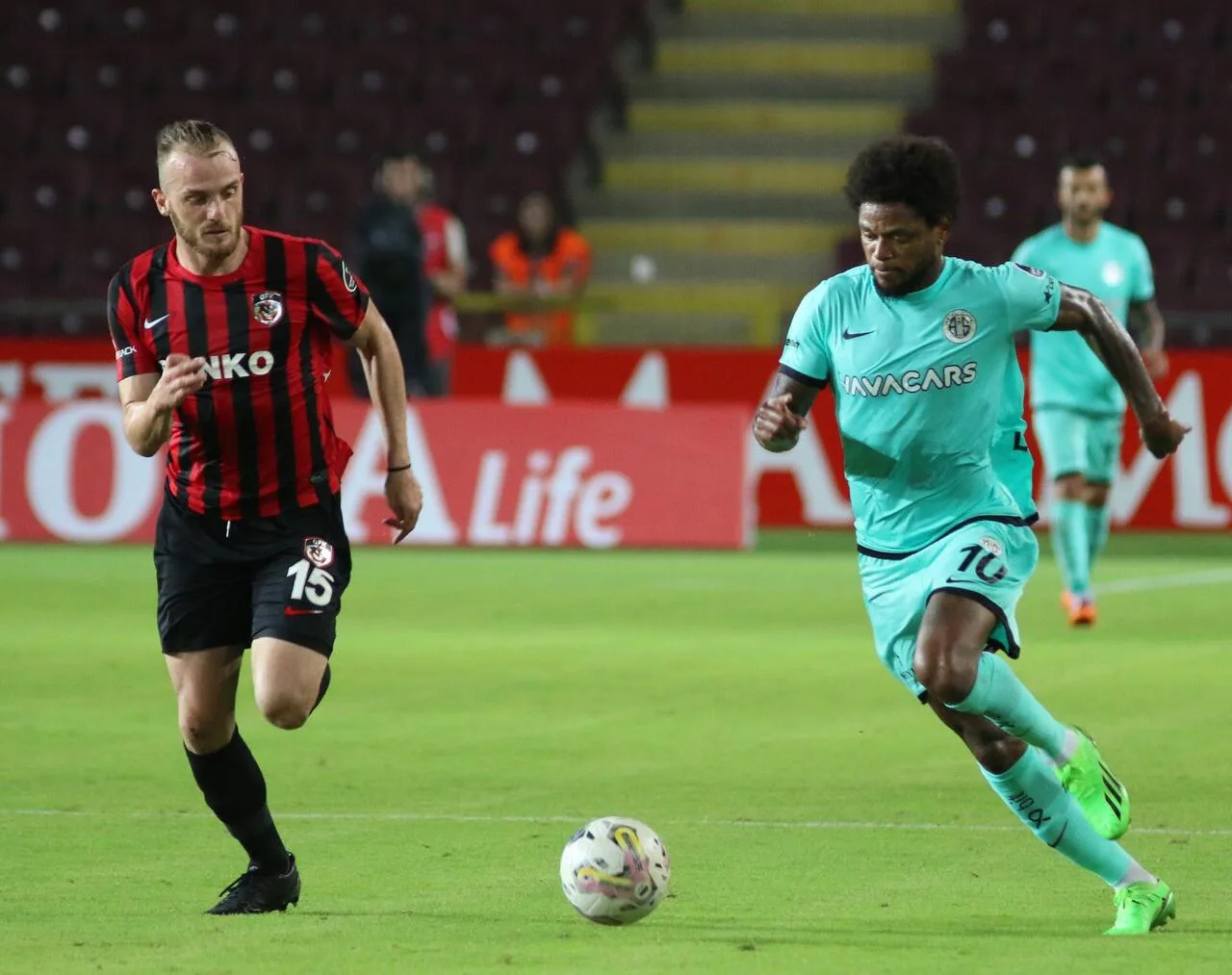 Antalyaspor 20 ay sonra 5 gol yedi