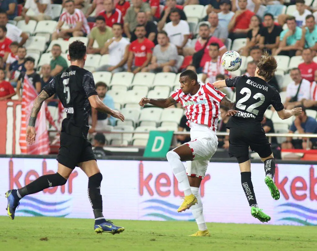 Antalyaspor – Adana Demirspor 0-3 (Maç sonu)
