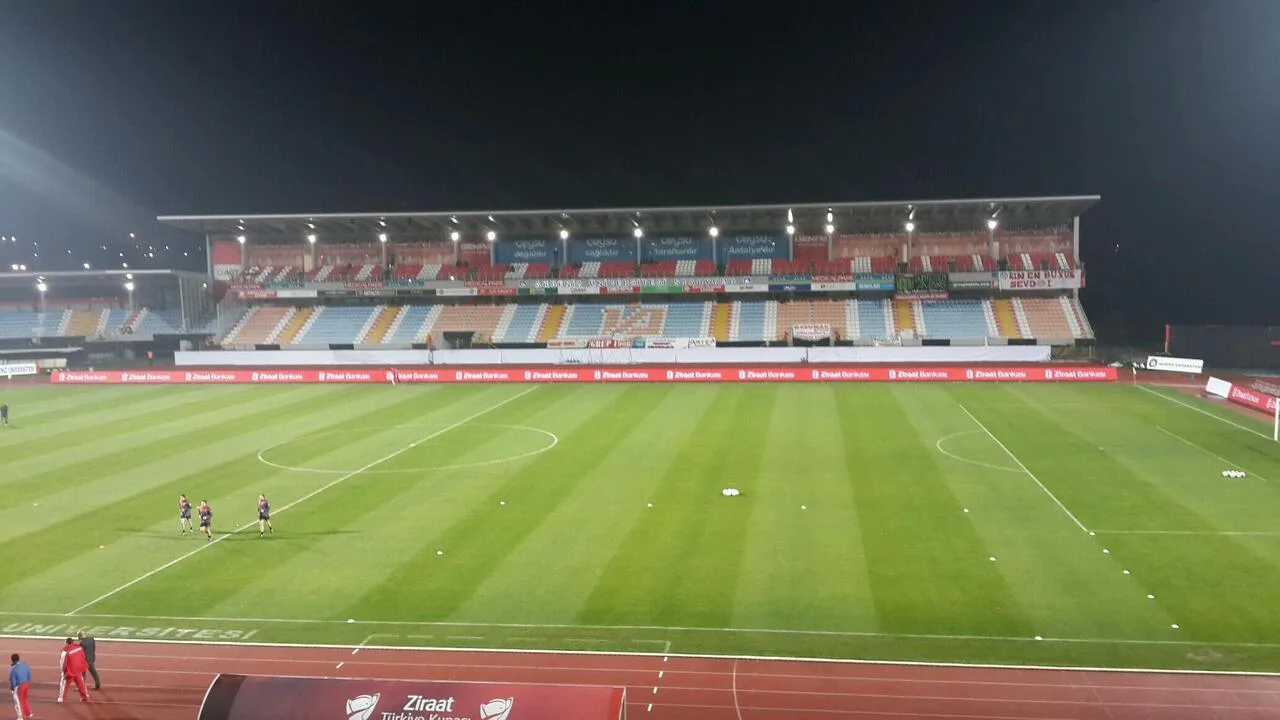 Antalyaspor’dan stadyum değişikliği!