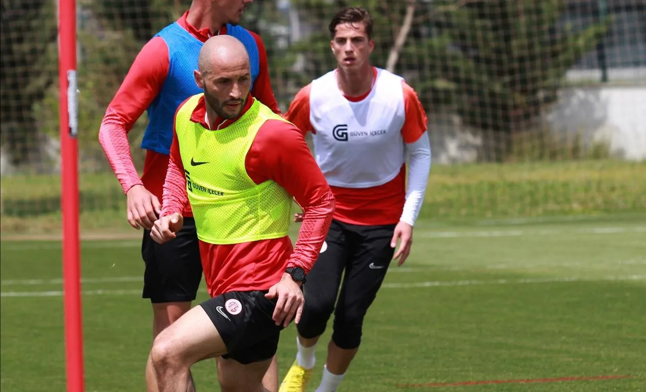 Antalyaspor’da Kudryashov sevinci