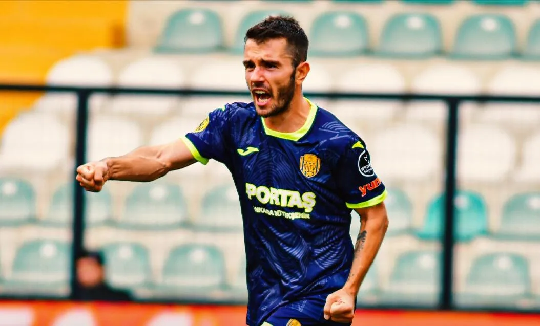 Antalyaspor Emre Kılınç ile ilgileniyor