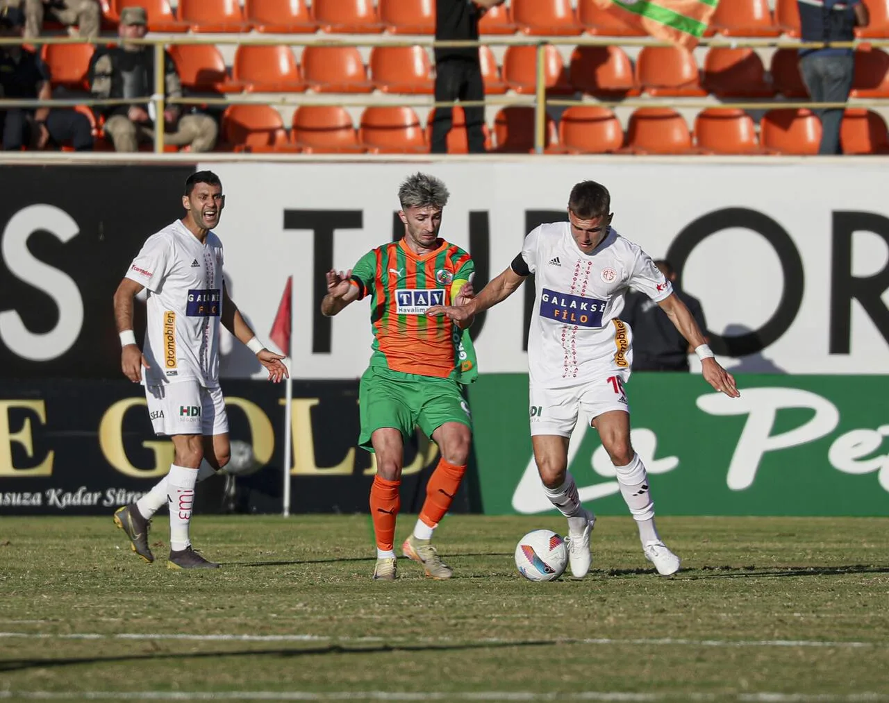Alanyaspor – Antalyaspor : 1-2 (Maç sonucu)