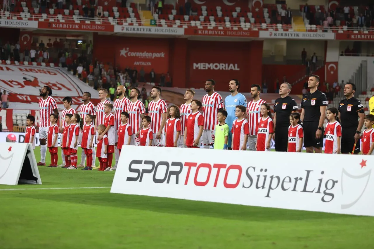 Antalyaspor’un rakipleri belli oluyor