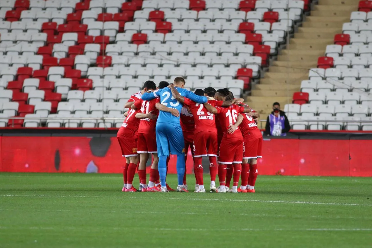 Antalyaspor’dan öz eleştiri: Hedefsizlik…