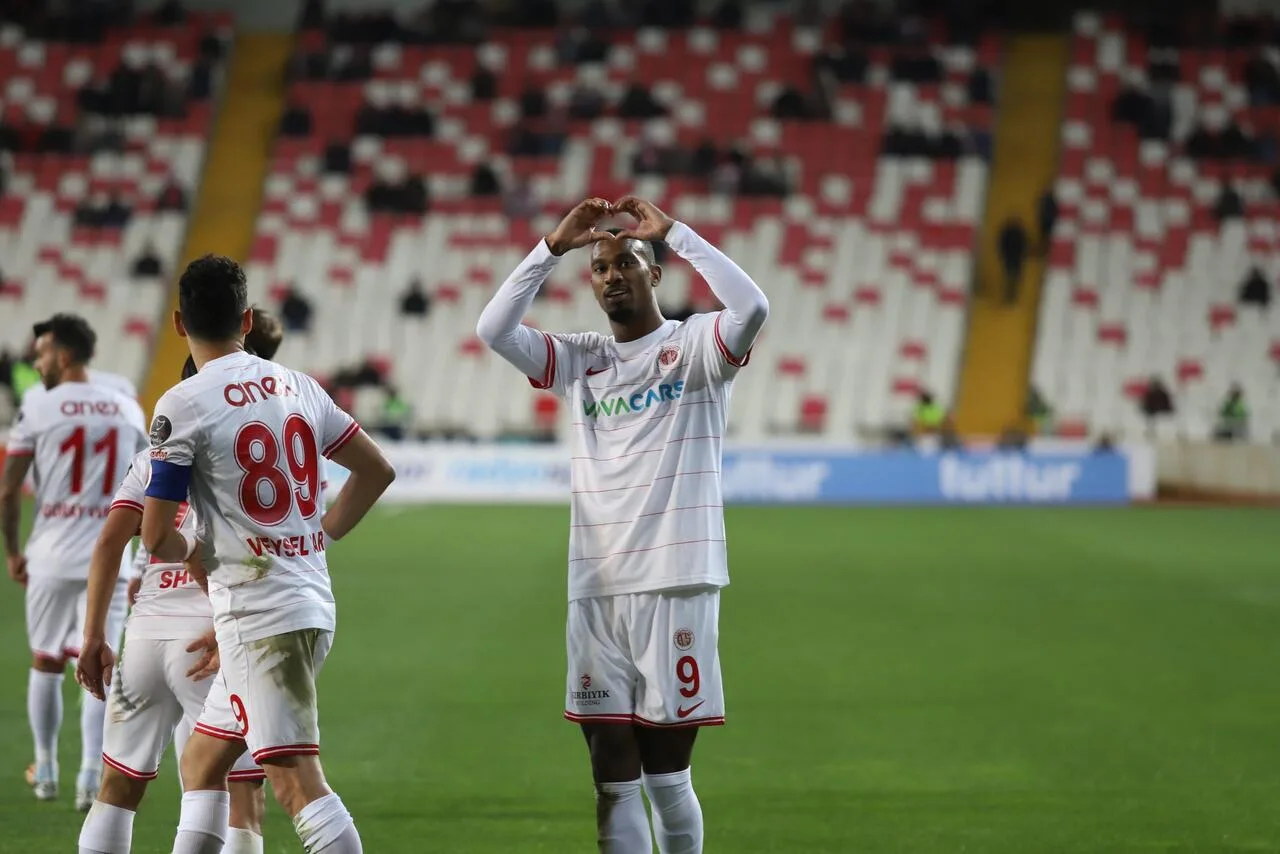 Haji Wright: Rakibin net pozisyonu yok