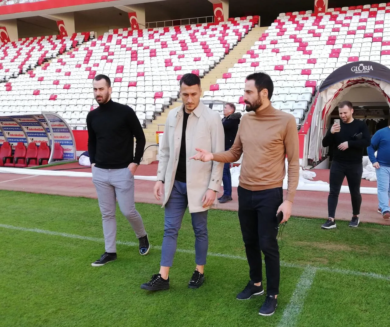 Jahovic Antalyaspor formasını giydi