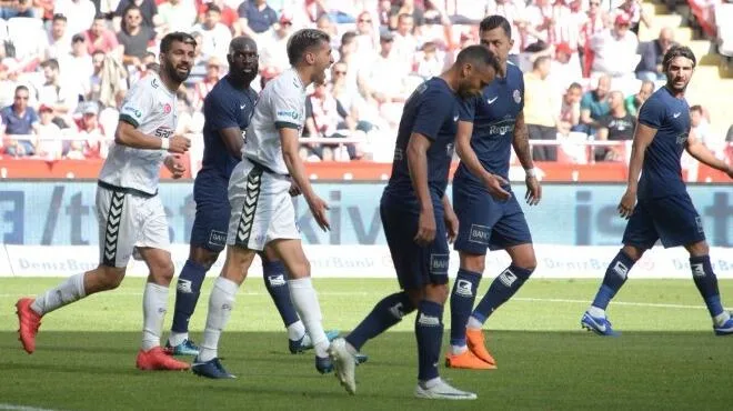 Antalyaspor – Konyaspor : 0-0