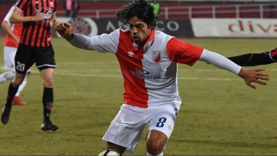 Antalyaspor ve Bursaspor Sırp futbolcunun peşinde!