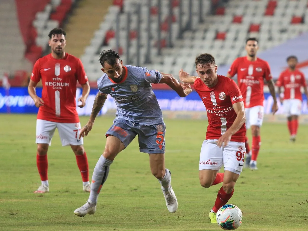 FTA Antalyaspor 0 – 2 Başakşehir