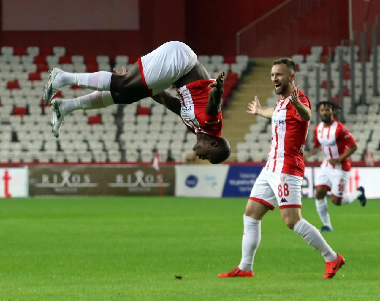 Antalyaspor 1000’i göremedi